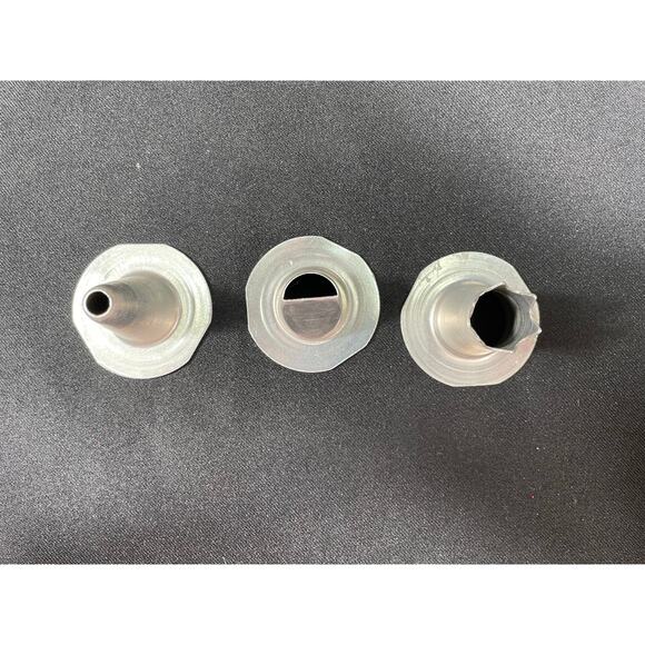 Vintage Bakeware Mirro Cookie or Pastry Press 12 Discs & 3 Tips, Creative Baking - Picture 4 of 6